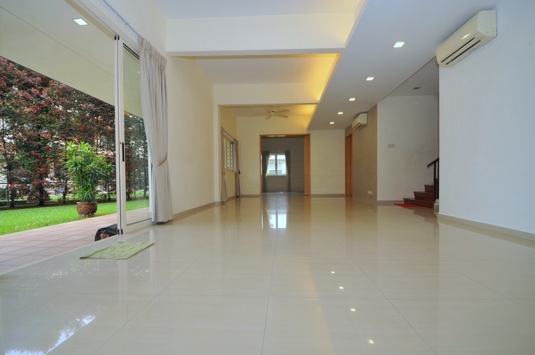 Landed Property for Sale Watten Bungalow 3mins to MRT
